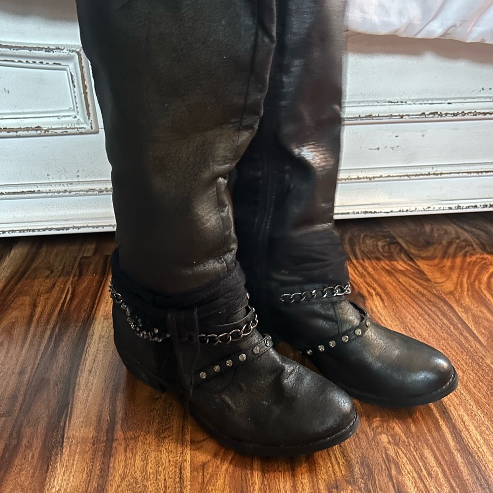 Not Rated Black Fabric Boots